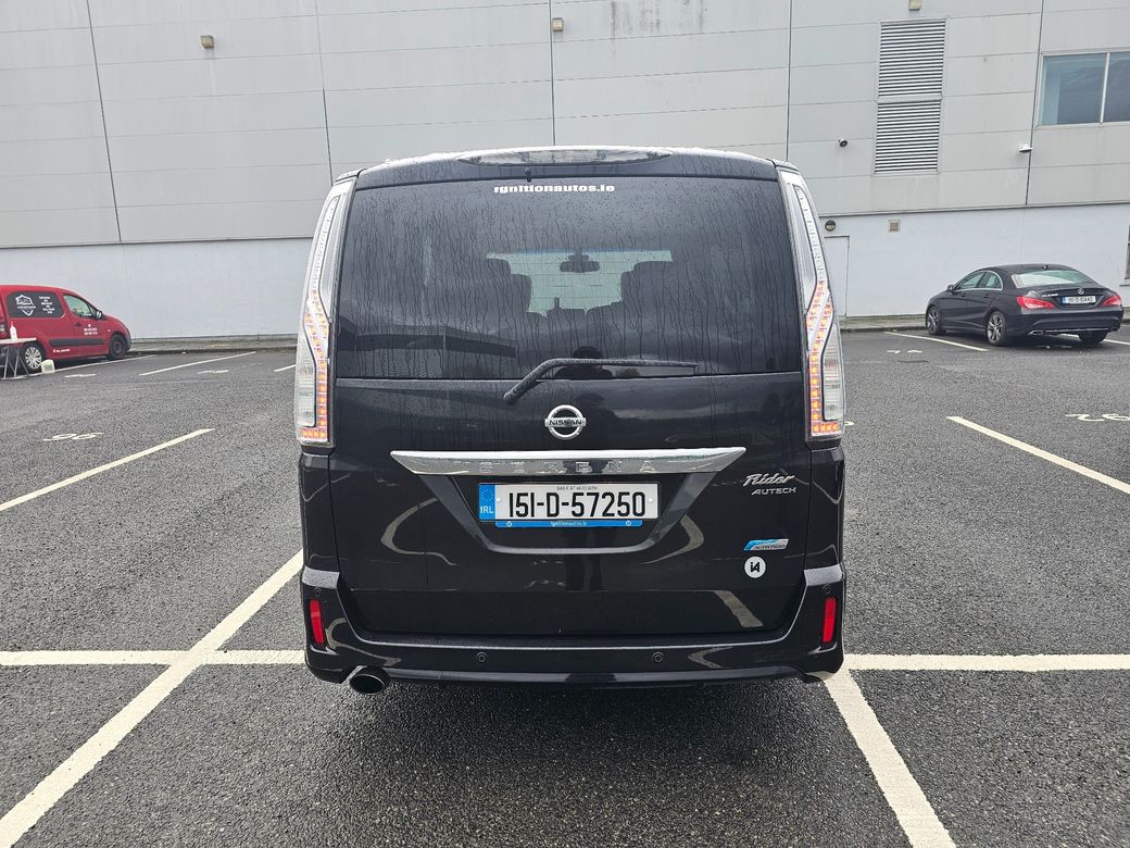 2015 Nissan Serena