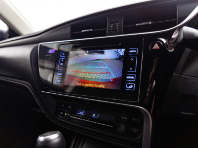 2016 Toyota Auris