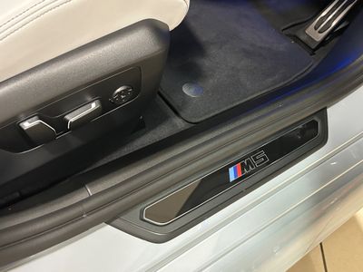 2025 BMW M5