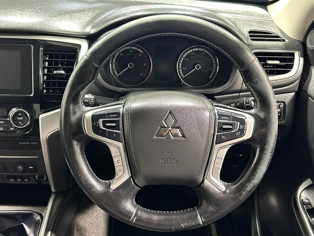 2020 Mitsubishi L200