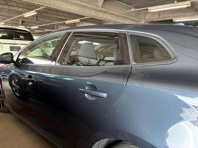 2020 Volvo V40