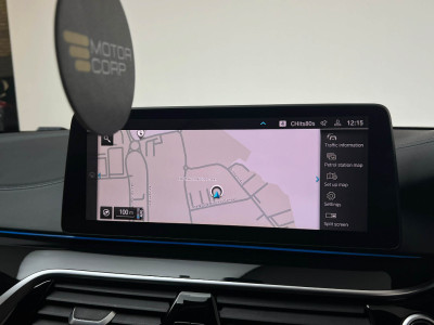 2021 BMW 530