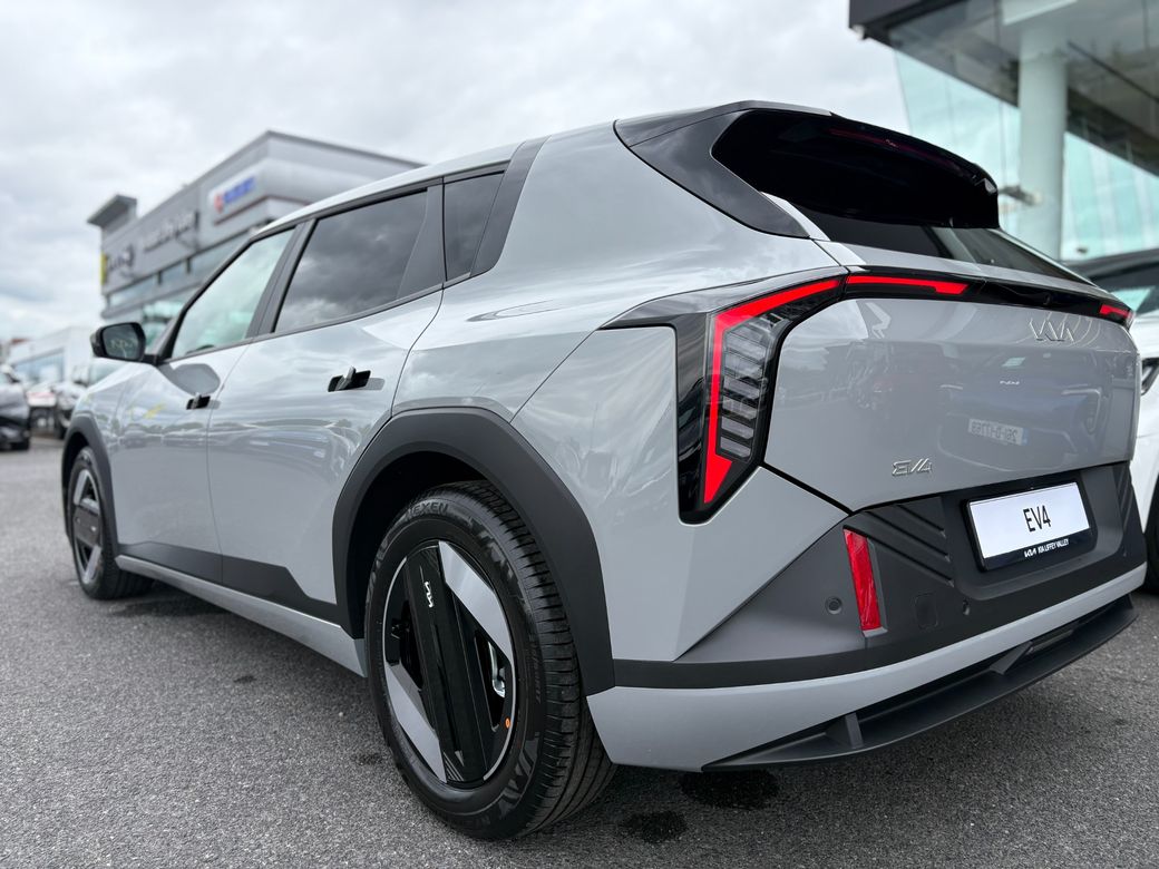 2026 Kia EV4