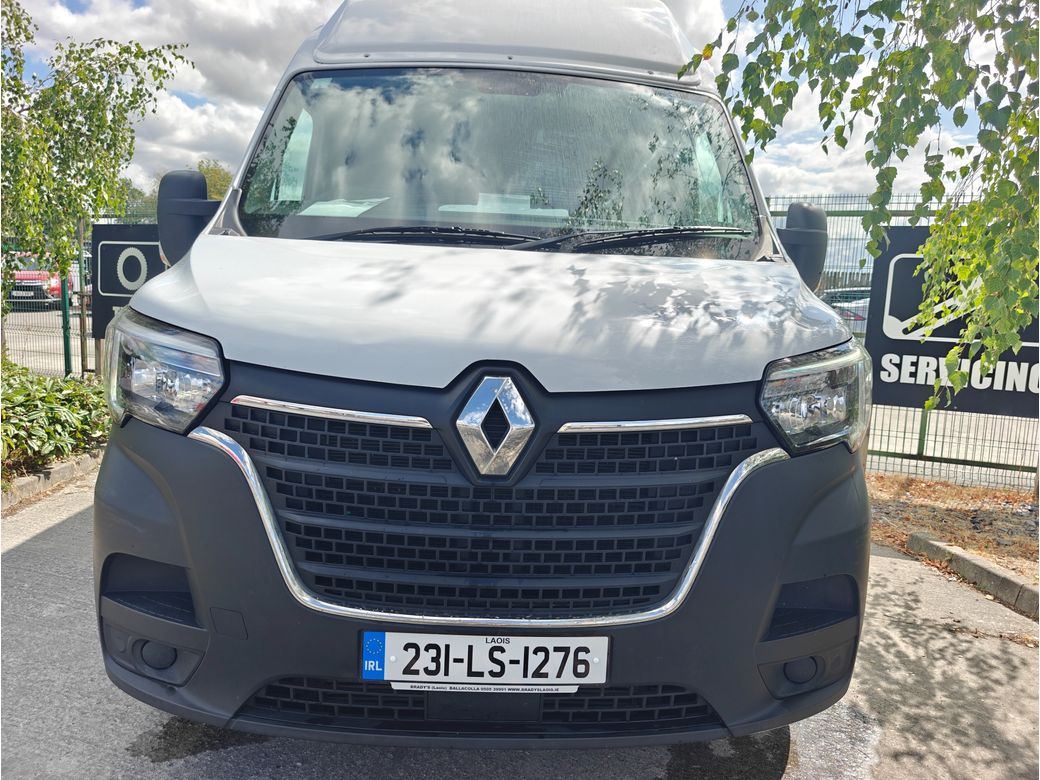 2023 Renault Master