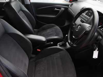 2017 Volkswagen Polo