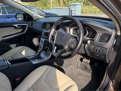 2016 Volvo V60