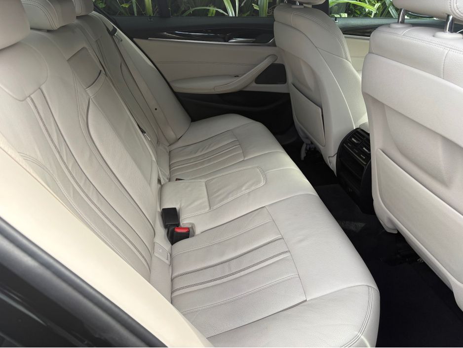 2019 BMW 5 Series