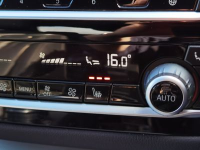 2018 BMW 530