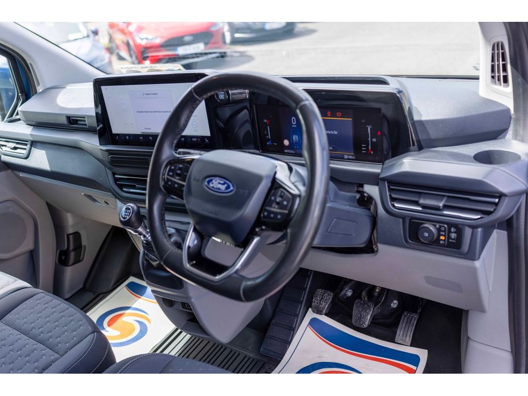 2024 Ford Transit Custom