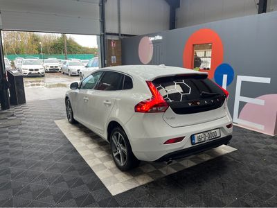 2016 Volvo V40