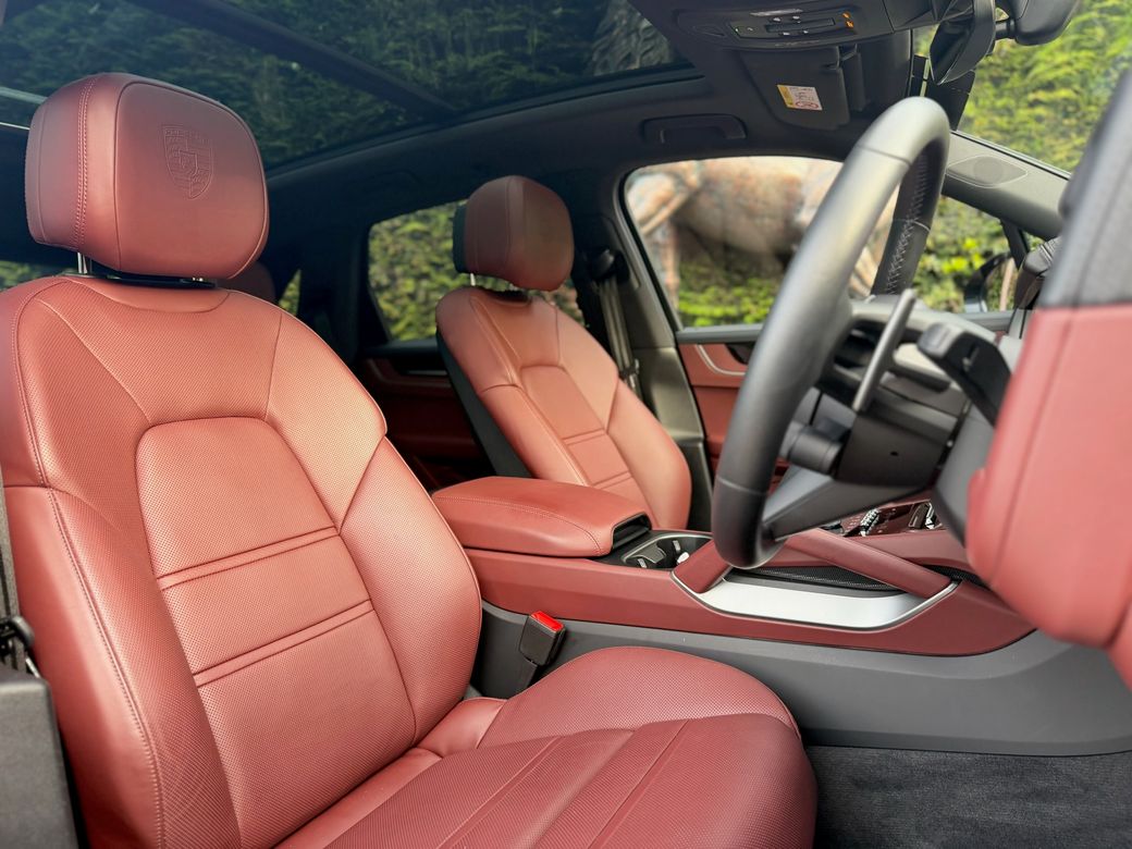 2024 Porsche Cayenne