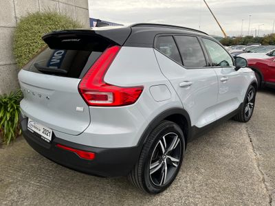 2021 Volvo XC40