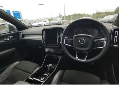 2021 Volvo XC40