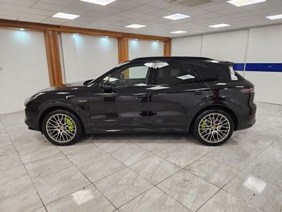 2023 Porsche Cayenne