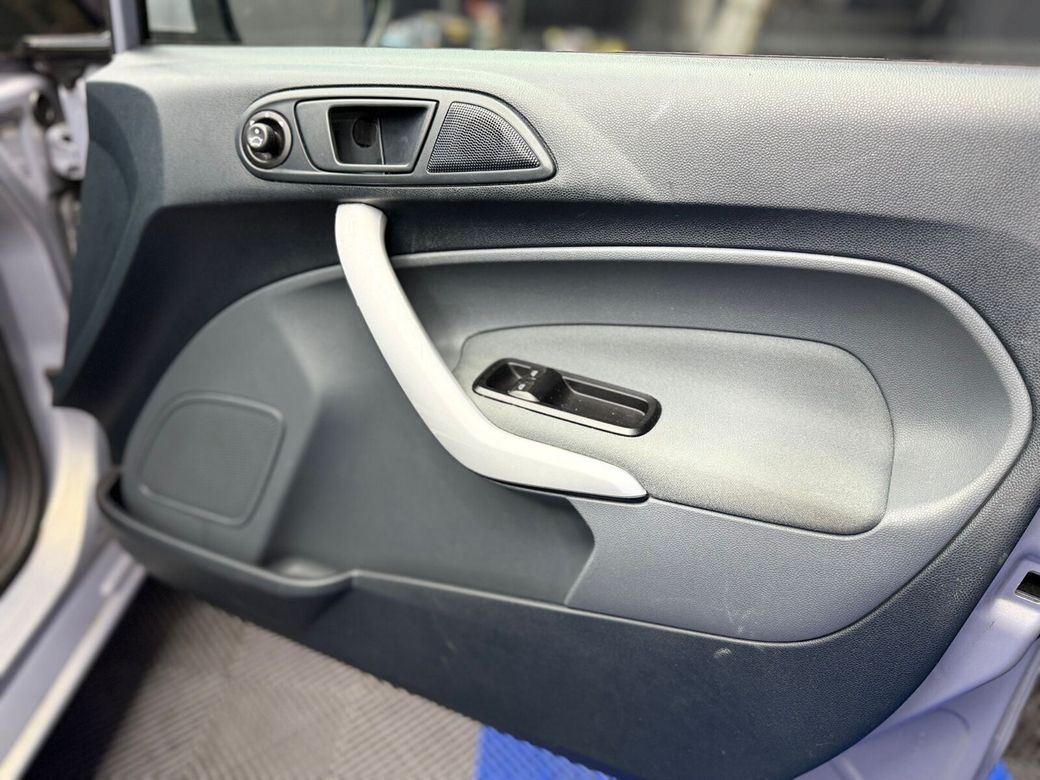 2011 Ford Fiesta