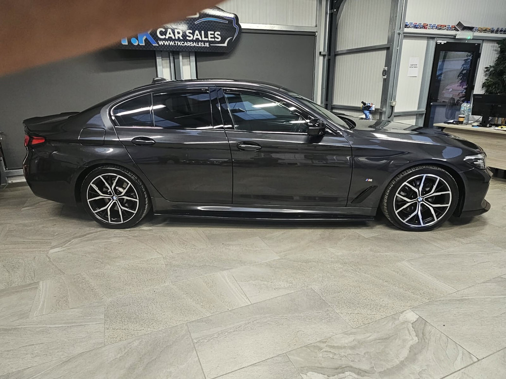 2022 BMW 5 Series
