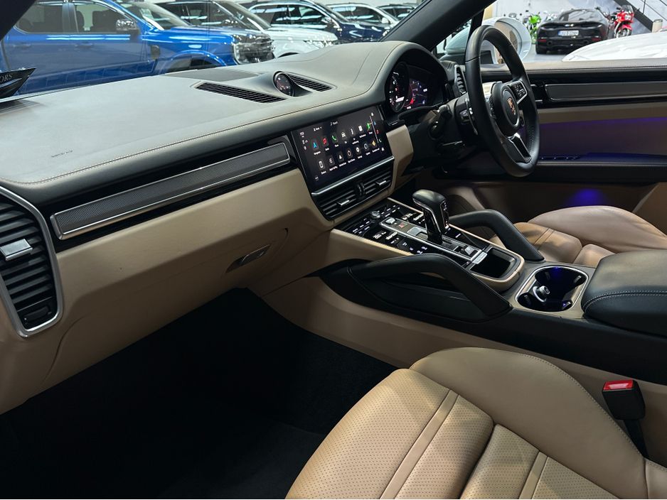 2023 Porsche Cayenne
