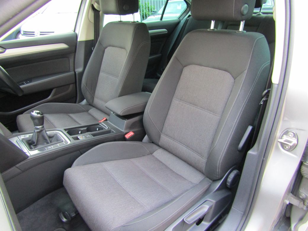 2016 Volkswagen Passat