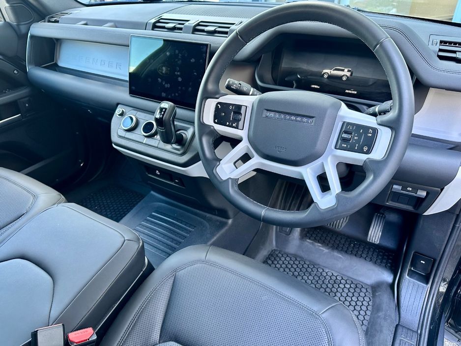 2025 Land Rover Defender