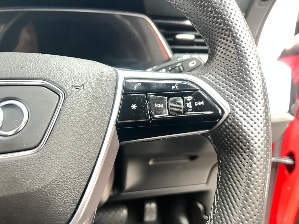 2022 Audi e-tron