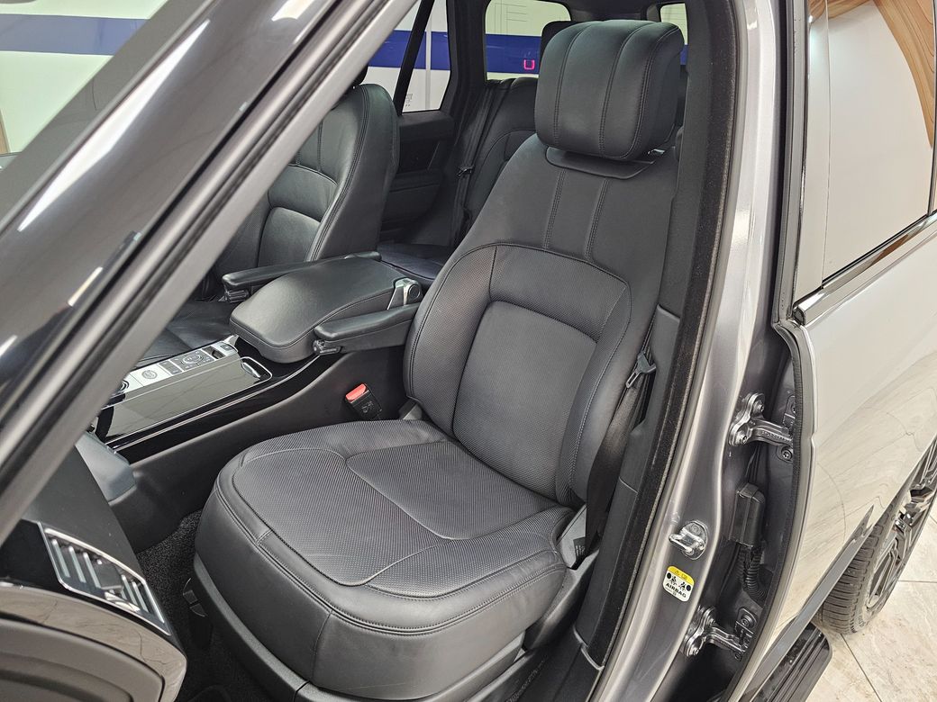 2021 Land Rover Range Rover