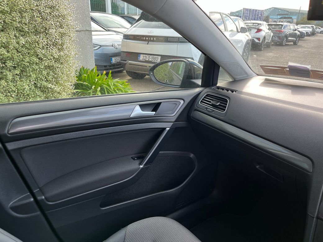2020 Volkswagen Golf