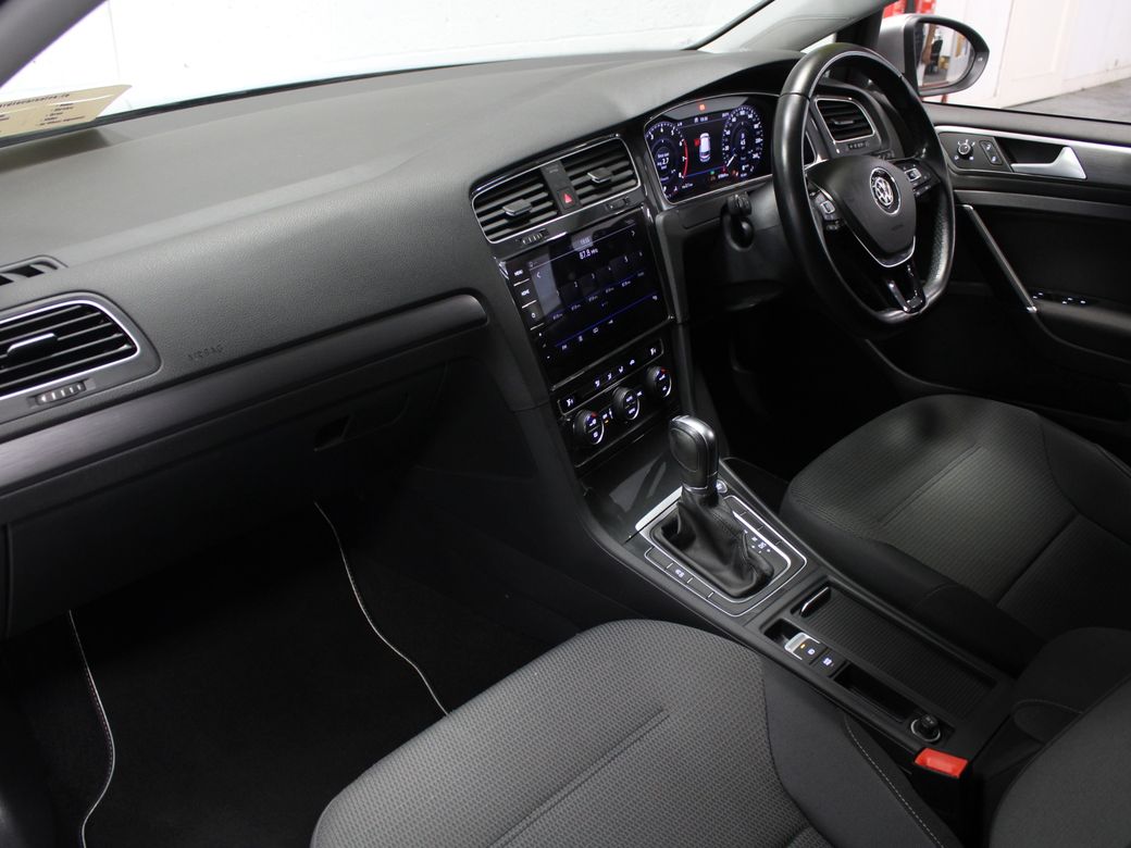 2019 Volkswagen Golf
