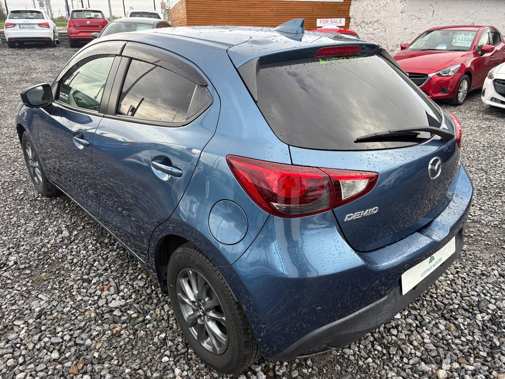 2017 Mazda Demio