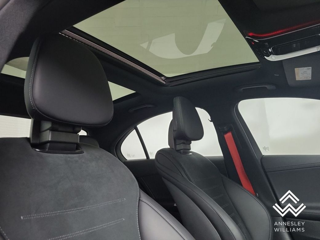 2025 Mercedes-Benz C Class