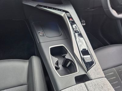 2025 Peugeot 3008