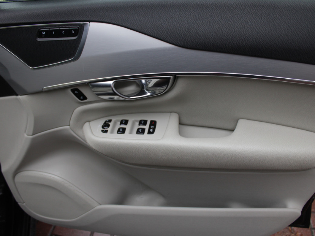2015 Volvo XC90