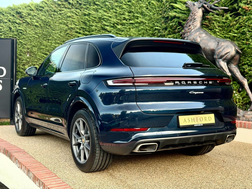 2024 Porsche Cayenne