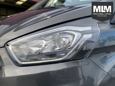 2024 Ford Transit Custom