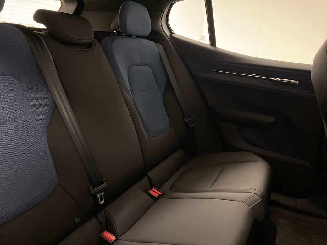 2025 Volvo EX30