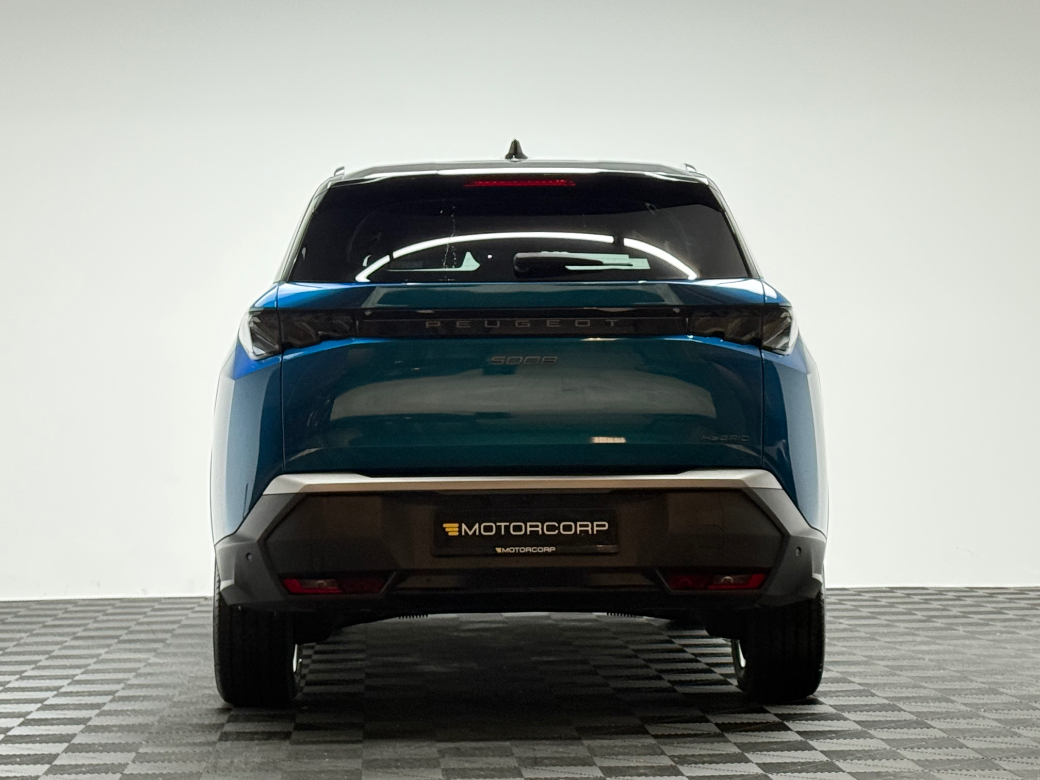 2025 Peugeot 5008