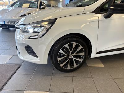 2023 Renault Clio