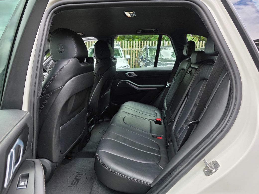 2021 BMW X5