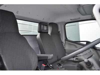2025 FUSO Canter