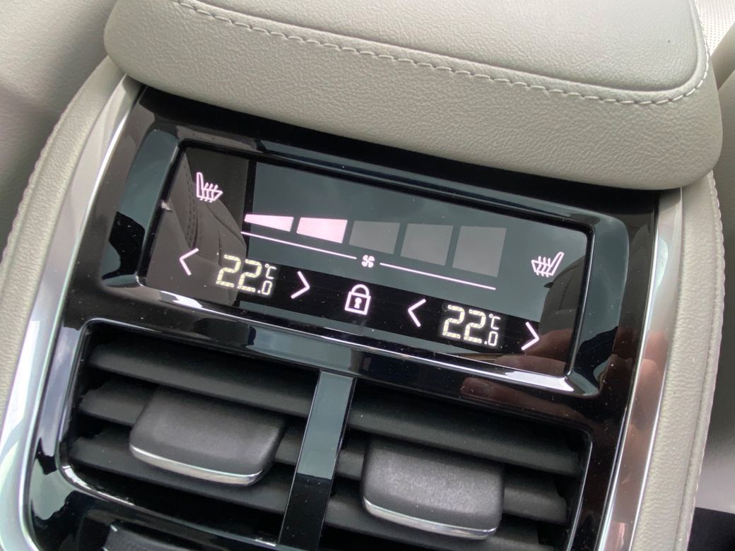 2025 Volvo XC90