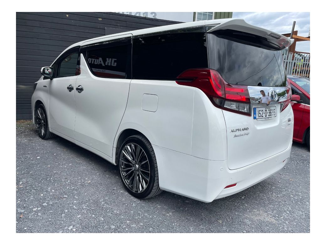 2015 Toyota Alphard