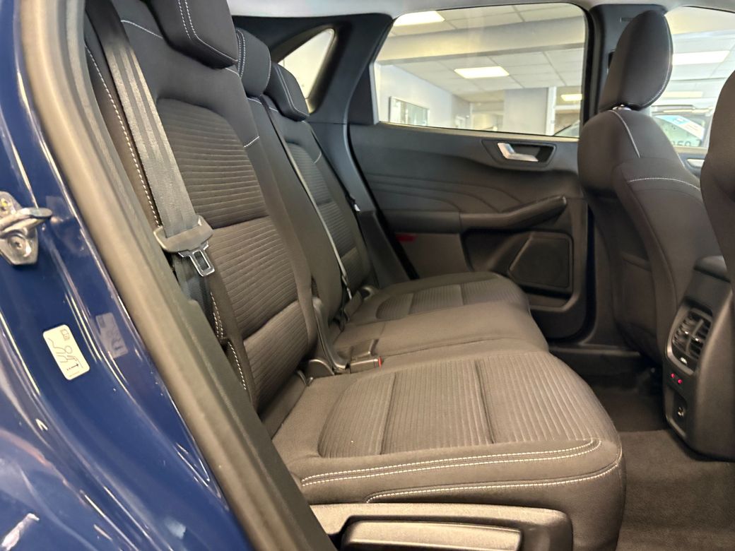 2022 Ford Kuga