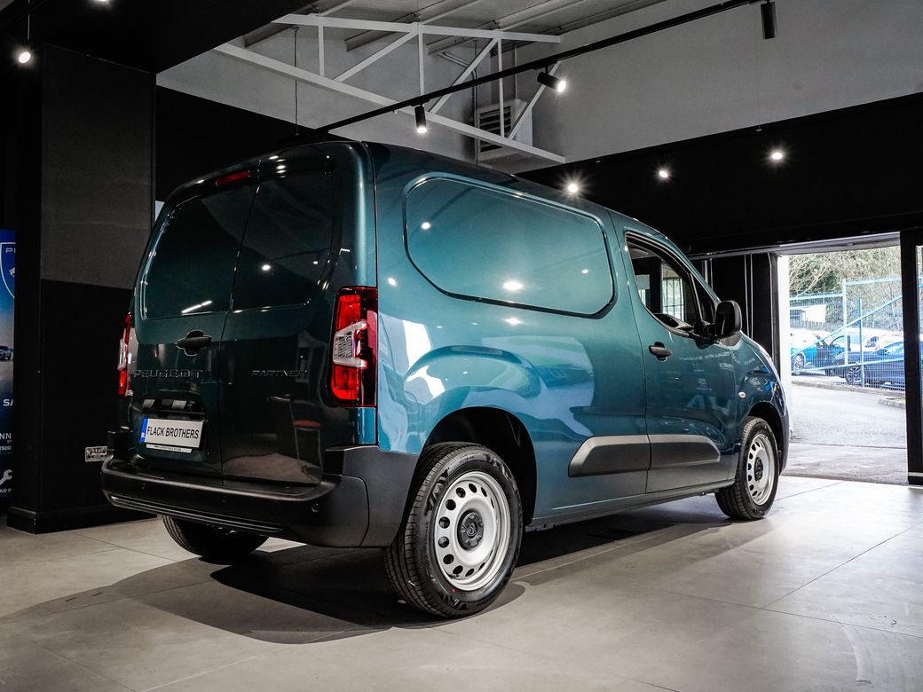 2026 Peugeot Partner