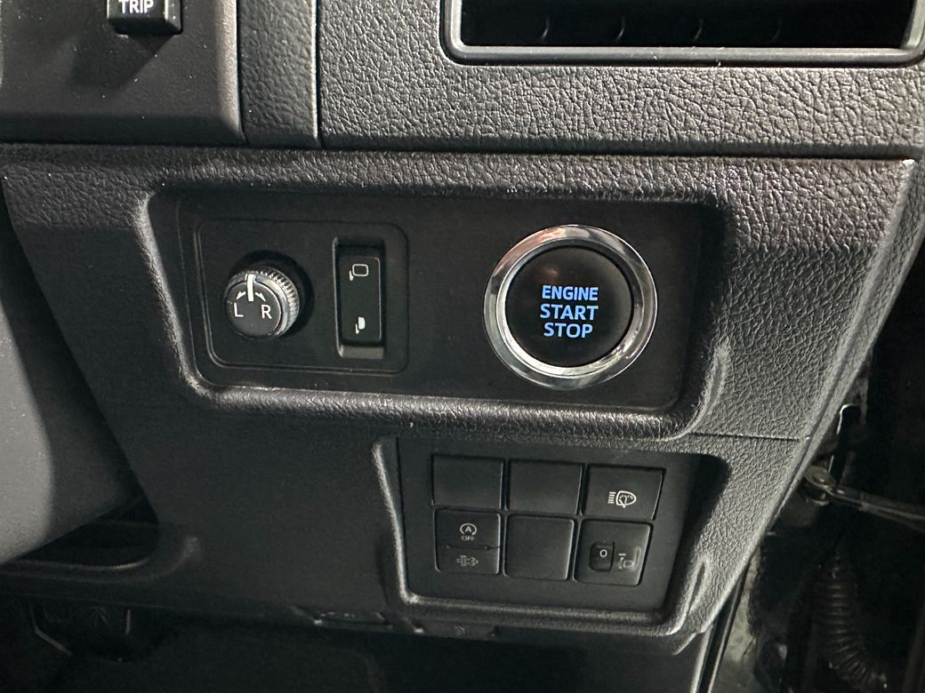 2021 Toyota Landcruiser