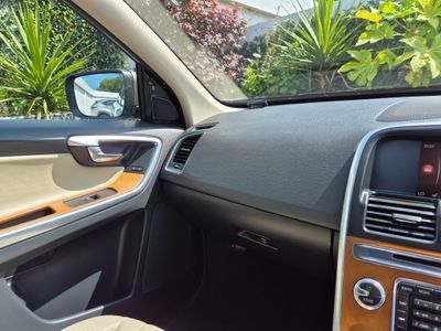2017 Volvo XC60