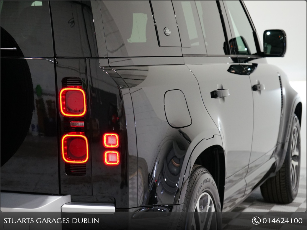 2023 Land Rover Defender