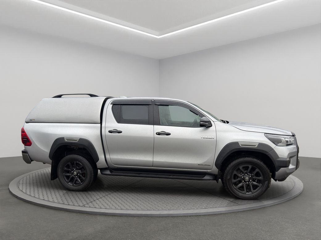 2022 Toyota Hilux