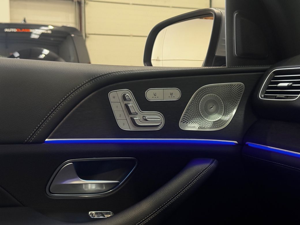 2025 Mercedes-Benz GLE Class