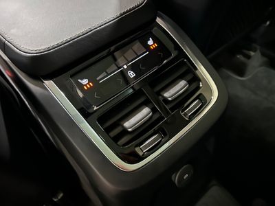 2022 Volvo XC90