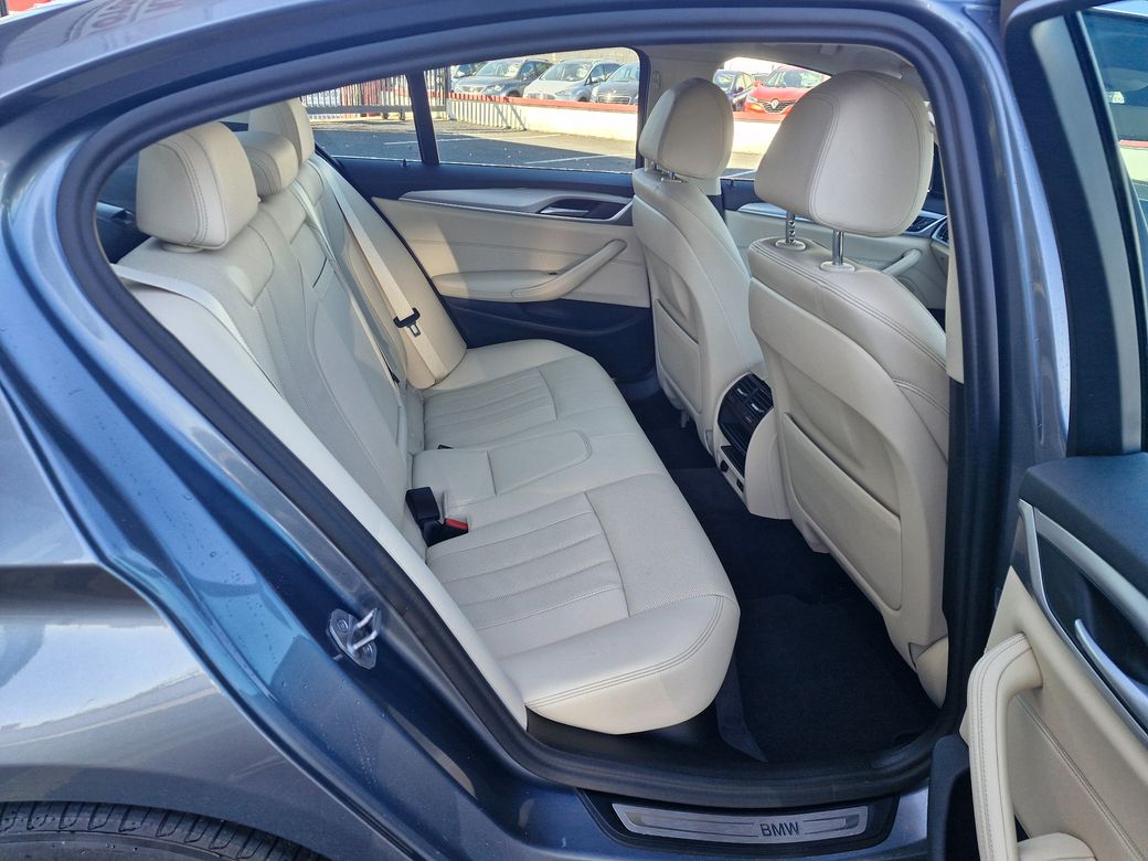 2022 BMW 5 Series