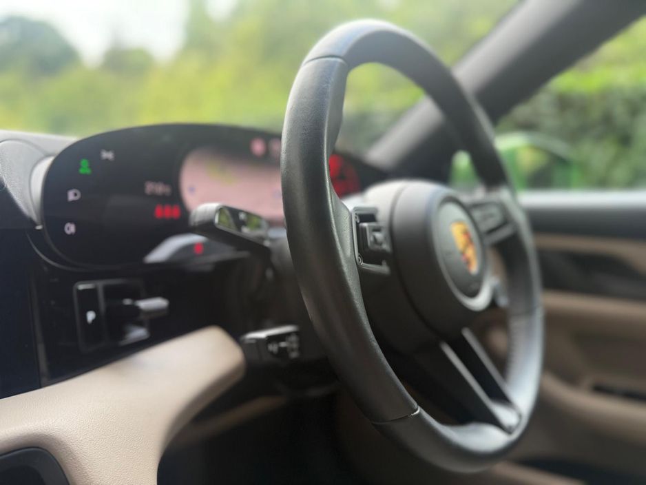 2023 Porsche Taycan